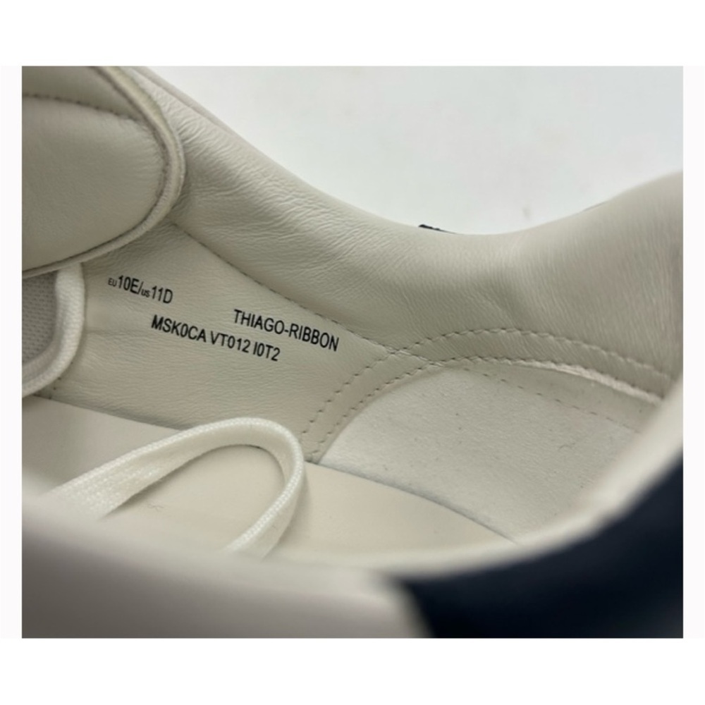 Bally low top leather sneaker with signature stripe size 11 made Italy - Picture 3 of 7